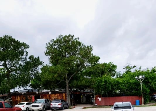 Where to stop on your way to Galveston, Texas?